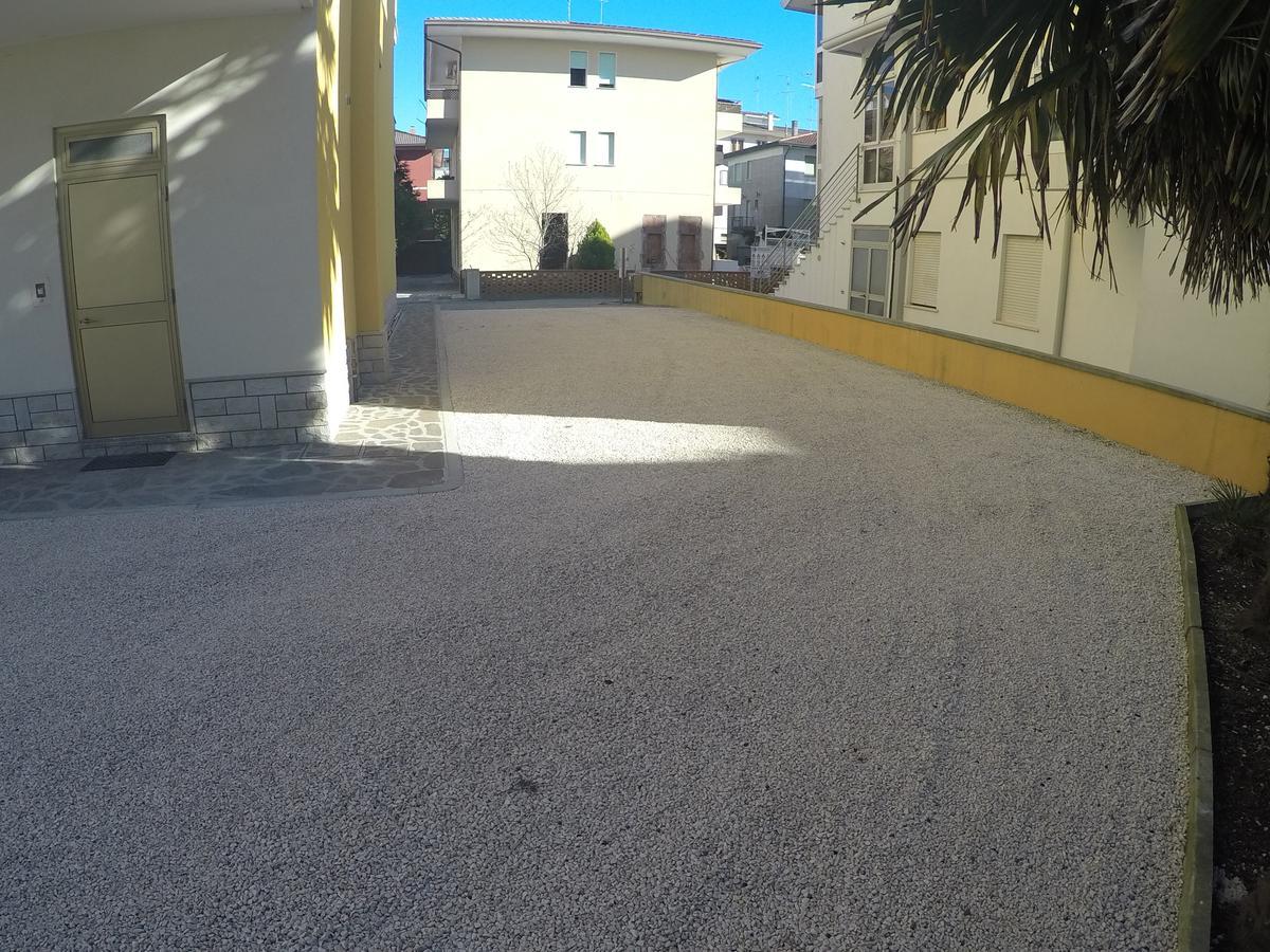 Residence Caorle Apartments - Agenzia Cocal 外观 照片